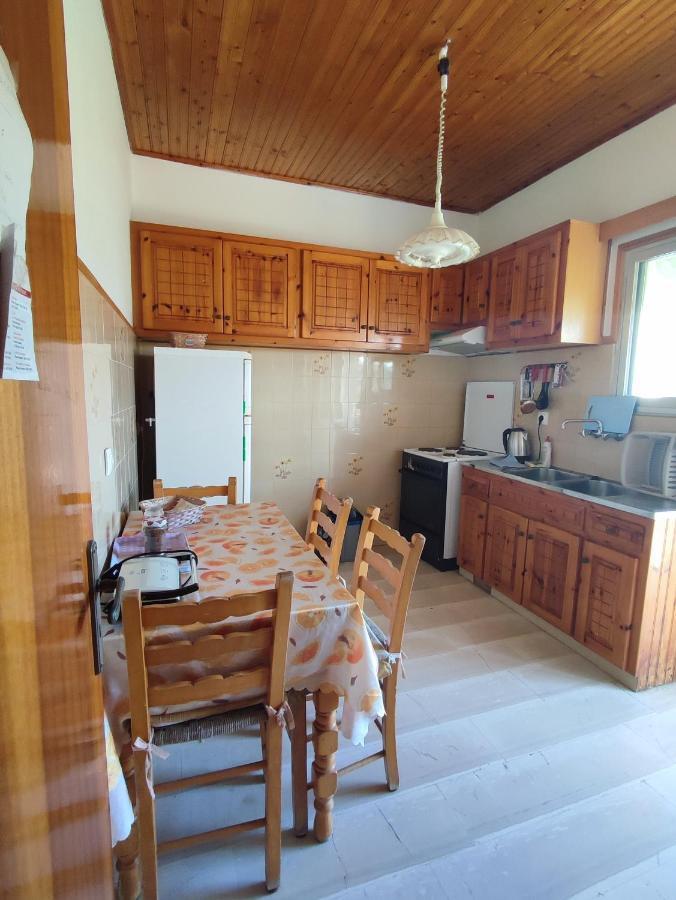 Eftichia Apartment Roda  Extérieur photo